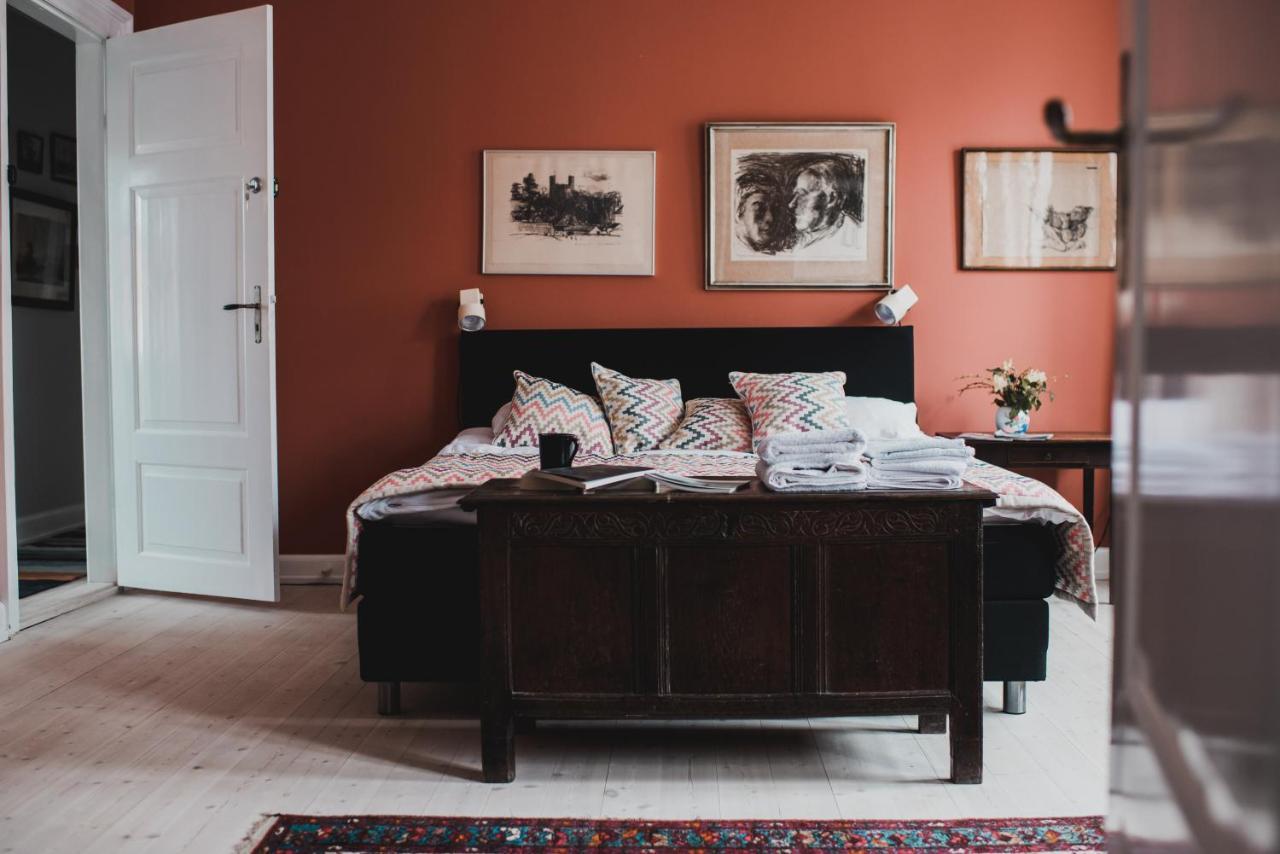 Bed and Breakfast Kjobing Manor Эрёскёбинг Экстерьер фото