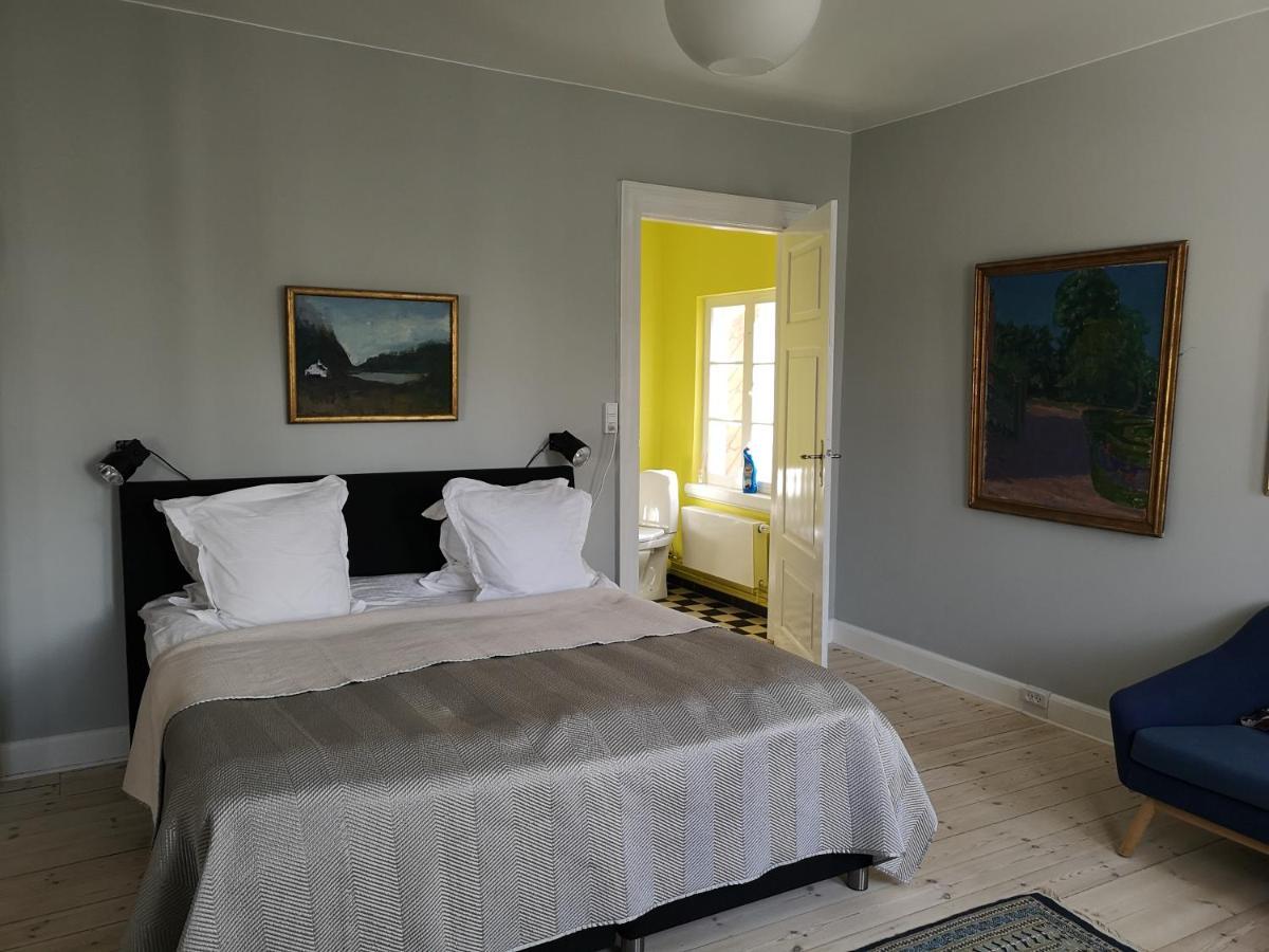 Bed and Breakfast Kjobing Manor Эрёскёбинг Экстерьер фото